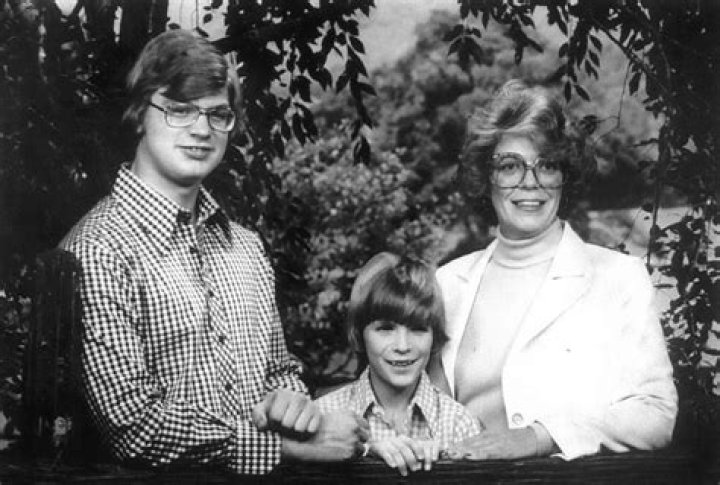 Joyce Dahmer, Mother Of A Notorious Son